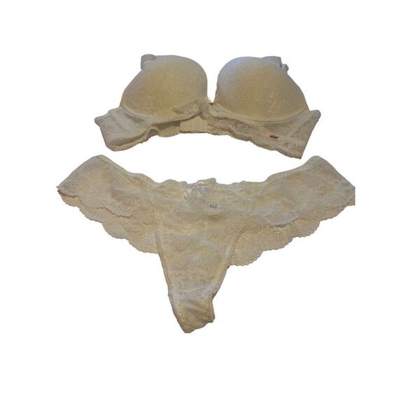 Shekini Women’s Size 42C Lace Bra & Panty Set NEW - Picture 3 of 11